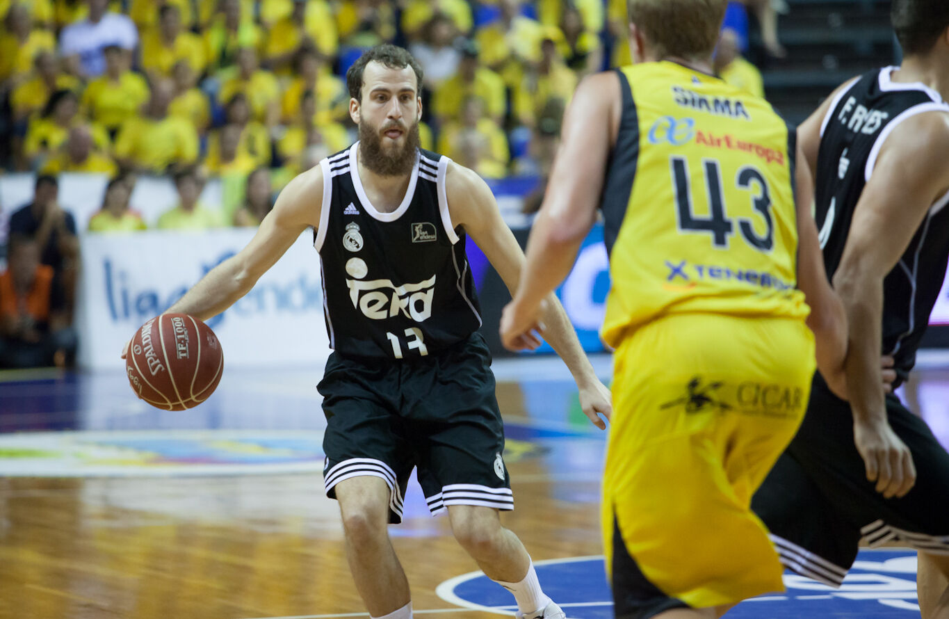 Fotógrafo Freelance Tony Cuadrado - 141026-iberostar-realmadrid-tc-ii-afp7-5.jpg